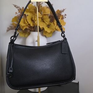 COACH Cary Pebble Leather Crossbody Shoulder Bag.